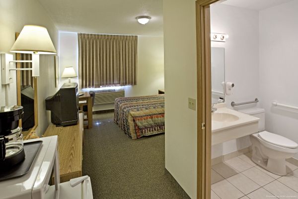 Days Inn Atlantic IA (Lorah)